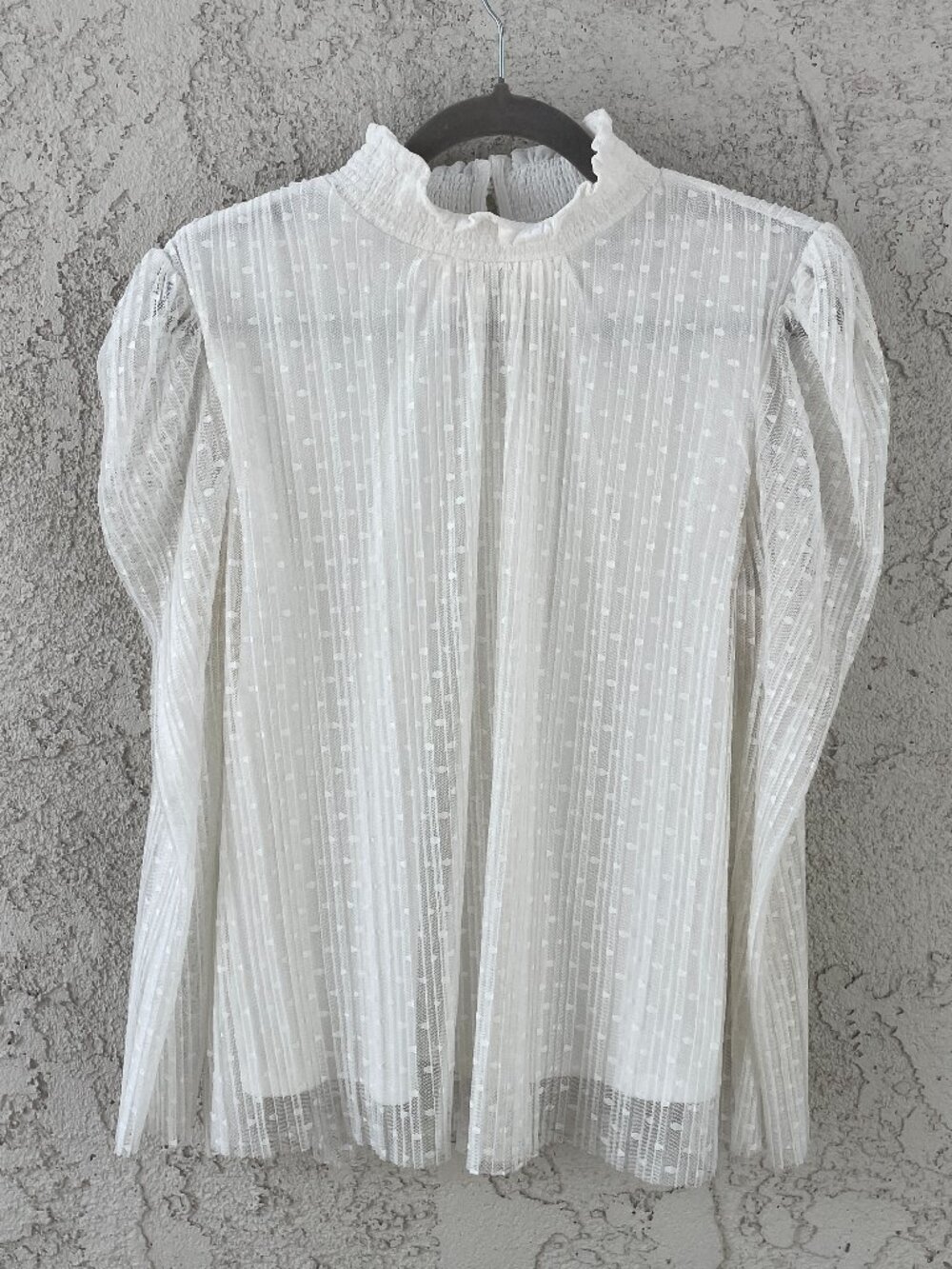 CeCe White Clip Dot Mesh Mock Neck Blouse Sheer Pleated Top Womens Size Medium